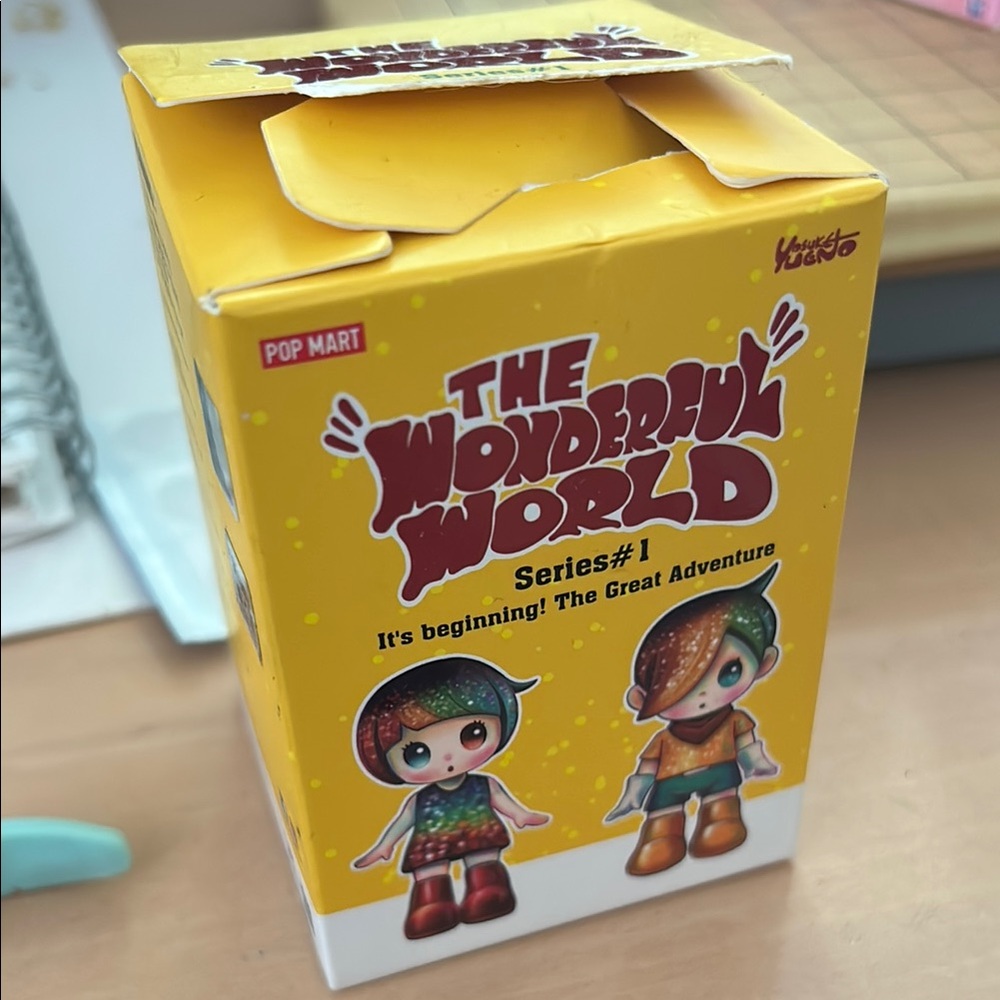 Pop mart official blond box with card